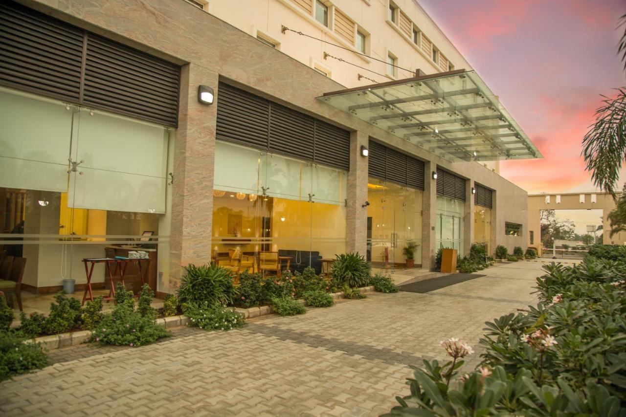กัลยาน โฮมเทล วันดาลูร Hotel Vandalur ภายนอก รูปภาพ