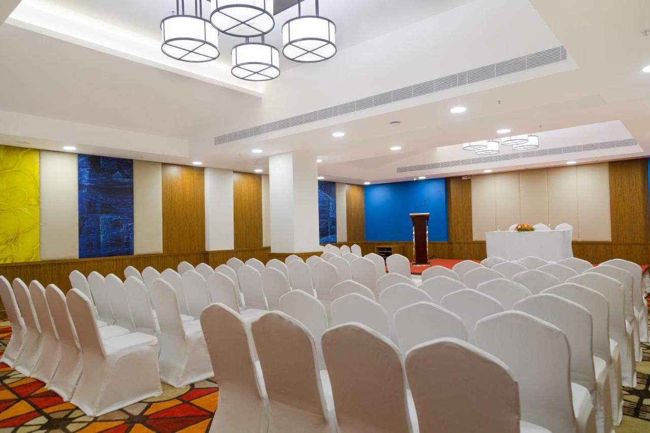 กัลยาน โฮมเทล วันดาลูร Hotel Vandalur ภายนอก รูปภาพ